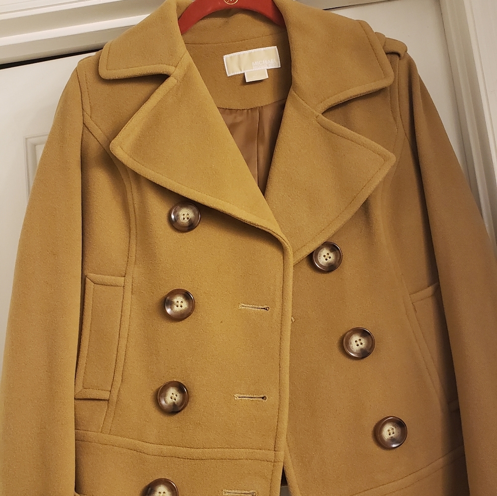 Woman's Michael Kors Coat/Jacket size 6